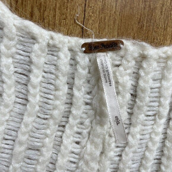 Womens free‎ people size small s top short sweater - Picture 3 of 8